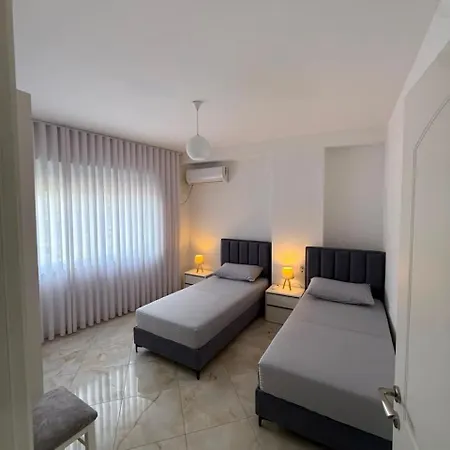 Horizont Center & Private Parking * Shkodër