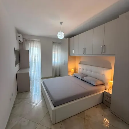 Horizont Center & Private Parking Shkodër