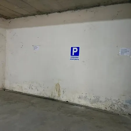Horizont Center & Private Parking Shkodër